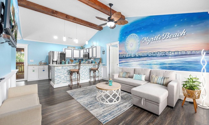 Myrtle Beach House | Centrally Located Beach Bungalow