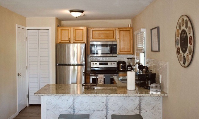 Temple Crest House | Cerca a Busch Gardens