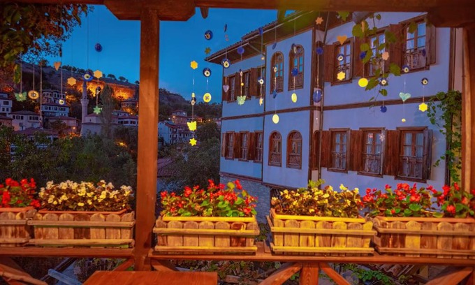 Safranbolu City Center Hotel | Cesmeli Konak Garden