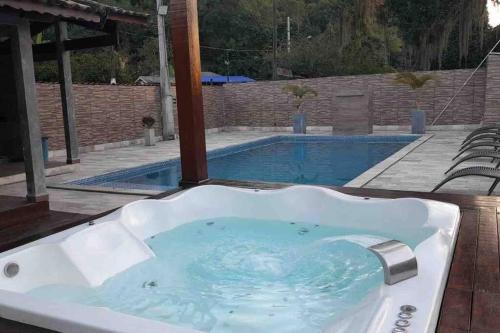 Jardim Aguapeu House | @ Chácara 5 Anjos - Jacuzzi Incrível Água Quente