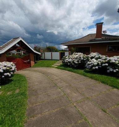 Recanto Araucaria Ski Chalet | Chalé Alto do Atalaia- Pet Friendly