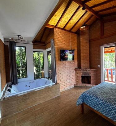 Conceicao do Ibitipoca Ski Chalet | Chalé com hidromassagem e Wi-Fi em Ibitipoca