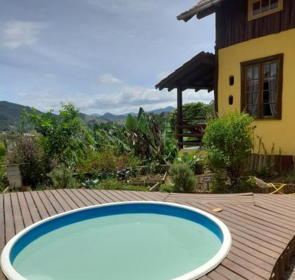 Gravatal House | Chalé Sol da Montanha em Termas do Gravatal - SC