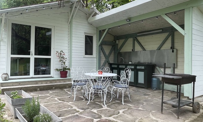 Serilhac Ski Chalet | Chalet au Bord de Létang, Proche de Sites Touristiques du Lot et de la Dordogne