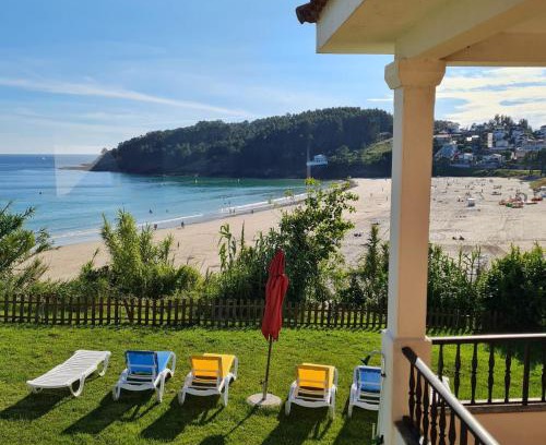 Portonovo House | Chalet en Sanxenxo, encima de la playa Canelas