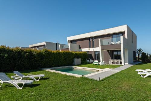 Ayamonte Ski Chalet | Chalet Las Marismas - Playa de los Haraganes HCHM3P00