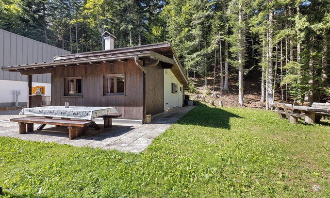 Cavareno Ski Chalet | Chalet 'Laura' with Private Terrace and Private Garden