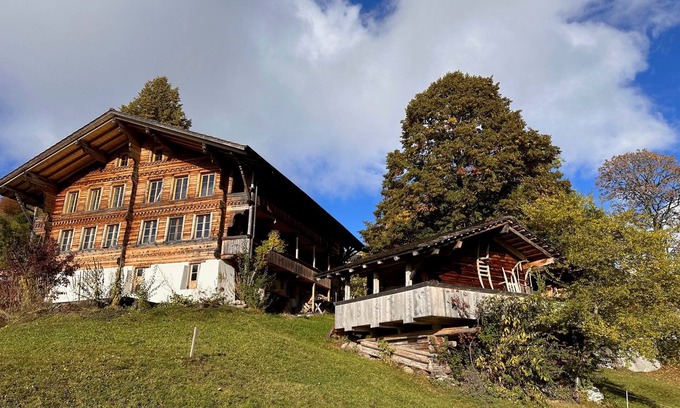 Hünibach Ski Chalet | Chalet on the way