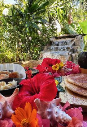 Las Galeras Bed & Breakfast | CHALET TROPICAL Hotel & Restaurant-Pizzeria