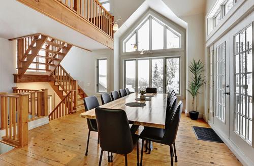 Stoneham Ski Chalet | Chalets Alpins - 38 Chemin des Skieurs