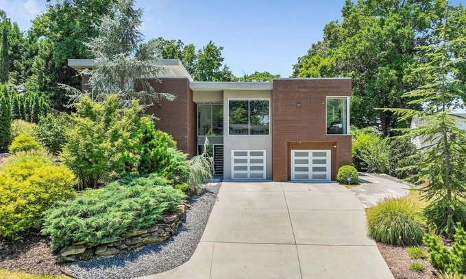 Lavista Park House | Chamblee's Luxe, Private, Modern Ultra Modern Custom-built home. Sleeps 8. Pool