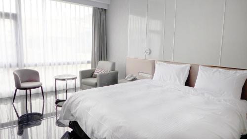 Hualien City Centre Hotel | Champ De Rose Hotel