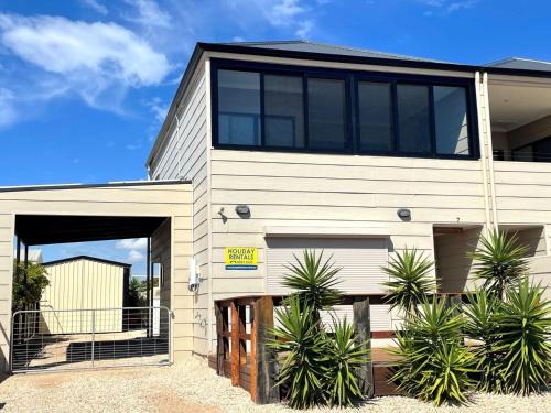 Port Victoria House | Chancesea