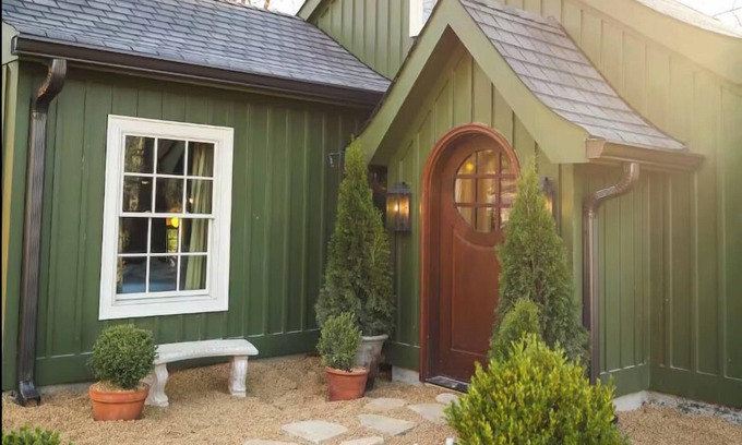 Benton House | Chanterelle Cottage Ocoee