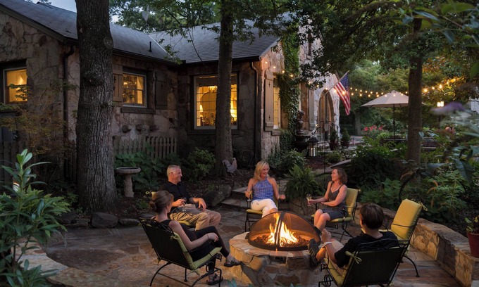 Lookout Mountain Bed & Breakfast | Chanticleer Inn Bed & Breakfast