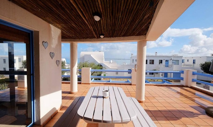 Paradise Beach House | Charis to Theo - Relax in Style at This 3-bedroomed Langebaan Holiday House