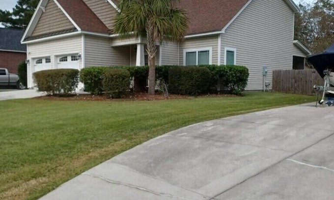 Goose Creek House | Charleston Luxury Big Family Hideaway