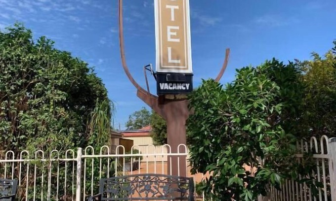 Charleville Hotel | Charleville Motel