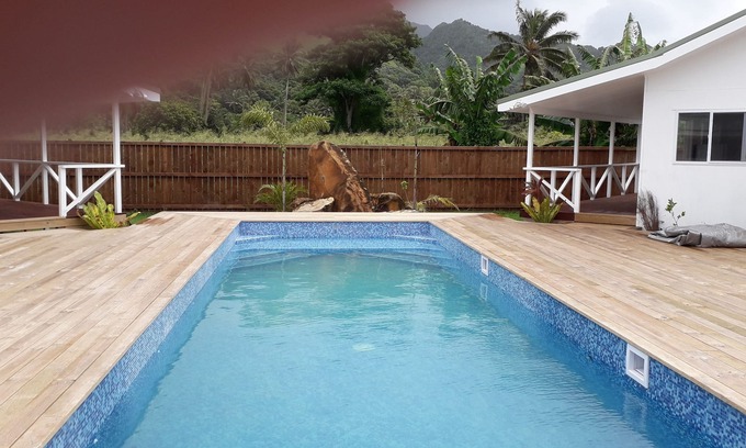 Matavera Villa | Charlie's Villa 5, Pouara, Private and peaceful.