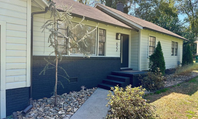 Charlotte House | Charlotte's Dream