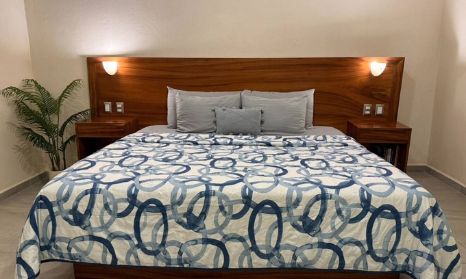 La Union de Isidoro Montes de Oca Apartment | Charming 1-bedroom apartment in brilliant Los Llanos de Temalhuacán with AC