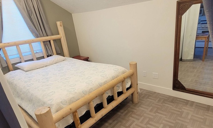 Woodland Hills Apartment | Charming 1-bedroom apartment in Woodland Hills, Utah. 30 day min.