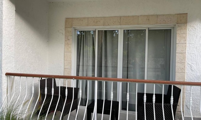 Dominicus Apartment | Charming 1-bedroom apartment with AC and WiFi in welcoming Dominicus