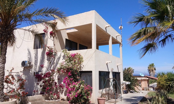 Mexican Riviera Apartment | Charming 1 bedroom apt. with AC & Wifi, authentic fishing village, San Bruno BCS