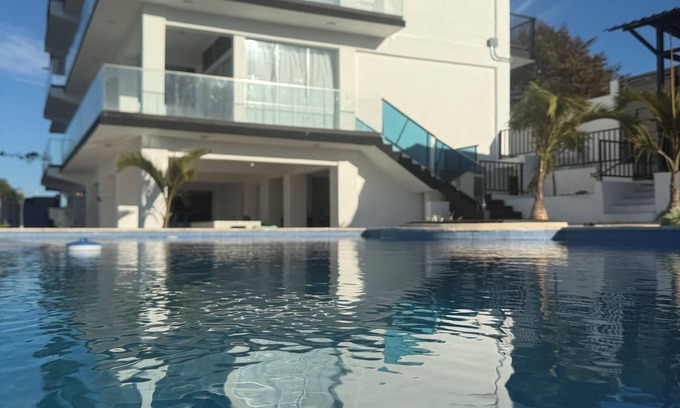 Barahona Villa | Charming 1-bedroom in villa with private bathroom AC in Barahona