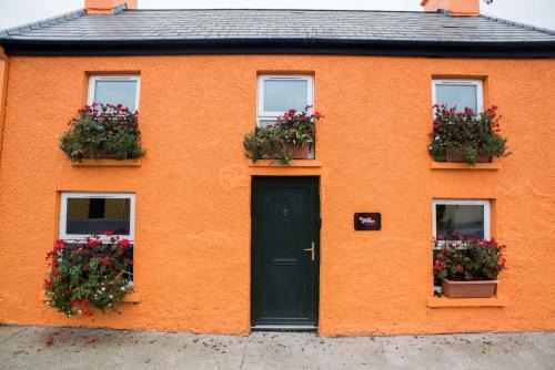 Kealkill House | Charming 2-Bed House in West Cork Cupid's Cottage