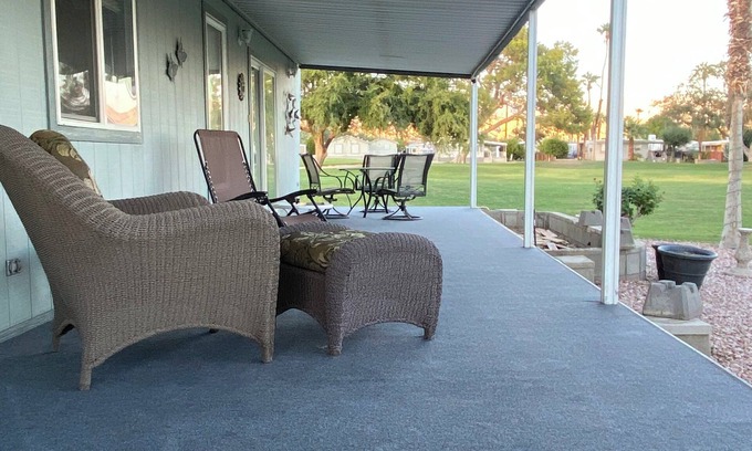 Thousand Palms House | Charming 2-bedroom mobile home with WiFi, AC in Thousand Palms