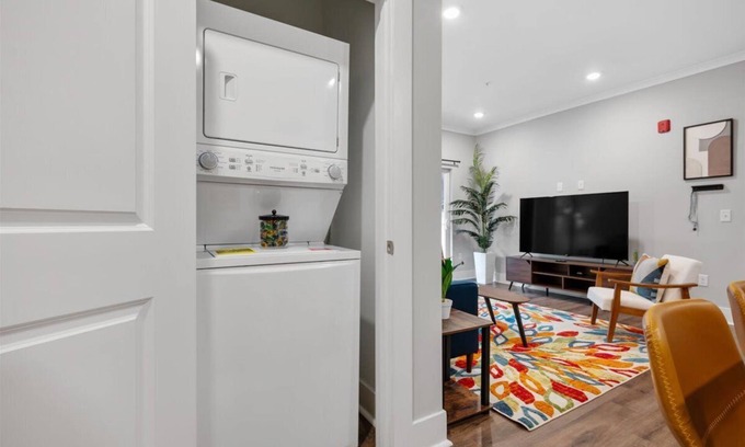 Port Wentworth Apartment | Charming 2-bedroom apartment with AC, WiFi in welcoming Port Wentworth