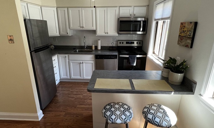 Broomall Condo | Charming 2 Bedroom Condo Convenient to 476 with Free Parking