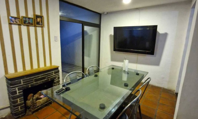 San Fernando House | Charming 2-bedroom house in lovely garden, 2 bedrooms, and with Wi-Fi