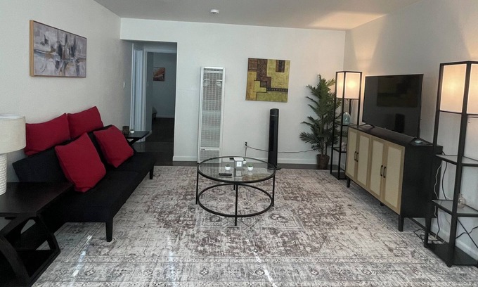 Southeastern Sacramento House | Charming 2-bedroom townhome - All brand new - pets welcome