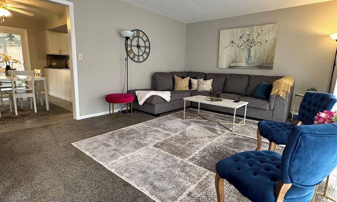 West Lafayette House | Charming 3-bedroom house in West Lafayette close to amenities- 4-min to Mackey