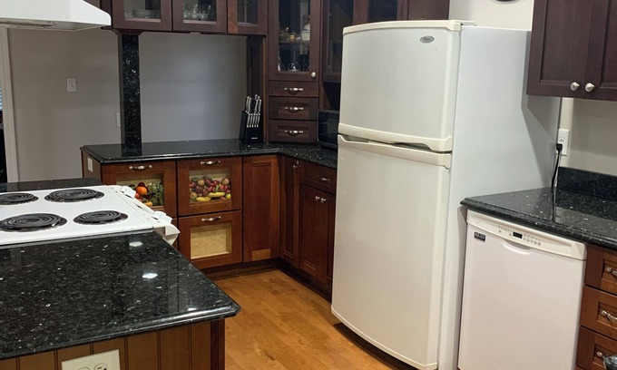 Maple Mount Other | Charming 3 bedroom, 2 bath farmhouse just outside of Owensboro, KY