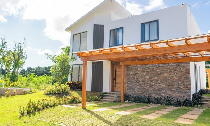 Las Galeras House | Charming 3-bedroom house with WiFi and AC in enchanting Las Galeras