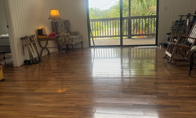 Cedar Key House | Charming 3-bedroom house in beautiful Cedar Key with AC, WiFi