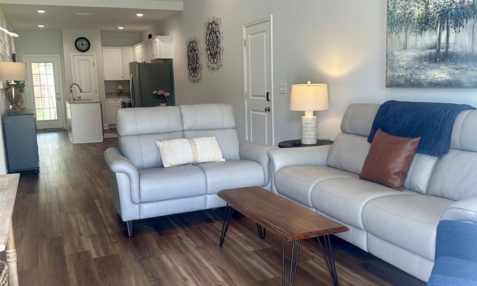 LaGrange House | Charming 3-bedroom house in LaGrange, Close to Downtown and College