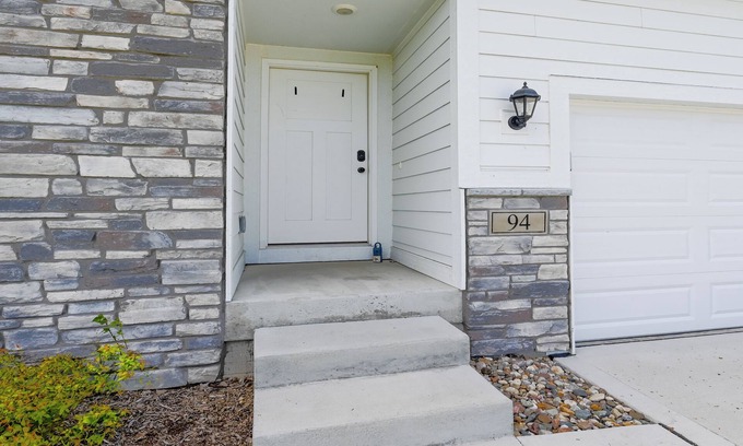 Waukee House | Charming 3-bedroom house with WiFi and AC in lovely Waukee