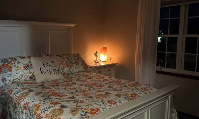 Cashton House | Charming 3-bedroom townhome with WiFi, AC in adorable Cashton