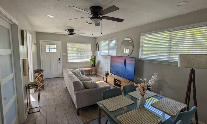 Saint Claude House | Charming 3-bedroom house in New Orleans with WiFi and AC, 10 min from FQ!