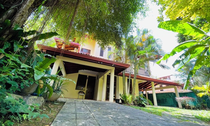 Wanchawala Villa | Charming 3-bedroom villa with WiFi and AC in Galle