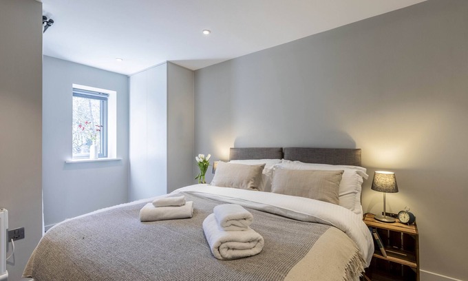 Backbarrow Apartment | Charming 3BR in Backbarrow Perfect for Families