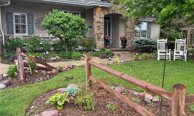 Neenah House | Charming 4-bdr chateau in Neenah. Includes 75 ft RV pad with power & water h/u's