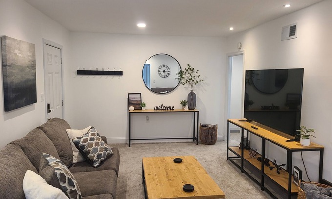 Lawrence House | Charming 4-bedroom house in Lawrence with AC and WiFi