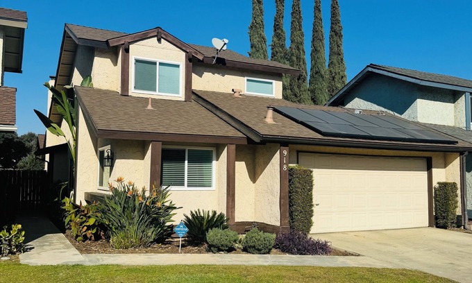 Visalia House | Charming 4-bedroom house with AC and WiFi in welcoming Visalia