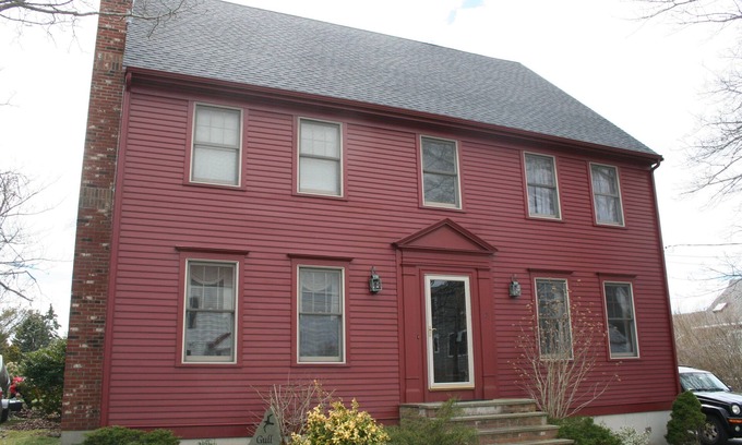 Easton's Point House | Charming 5 bedroom Easton Point colonial with honeymoon suite on 3rd floor