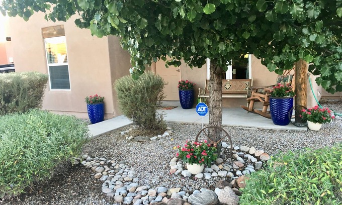 Santa Fe House | CHARMING ADOBE SANTA FE HOUSE 3BR 2BA